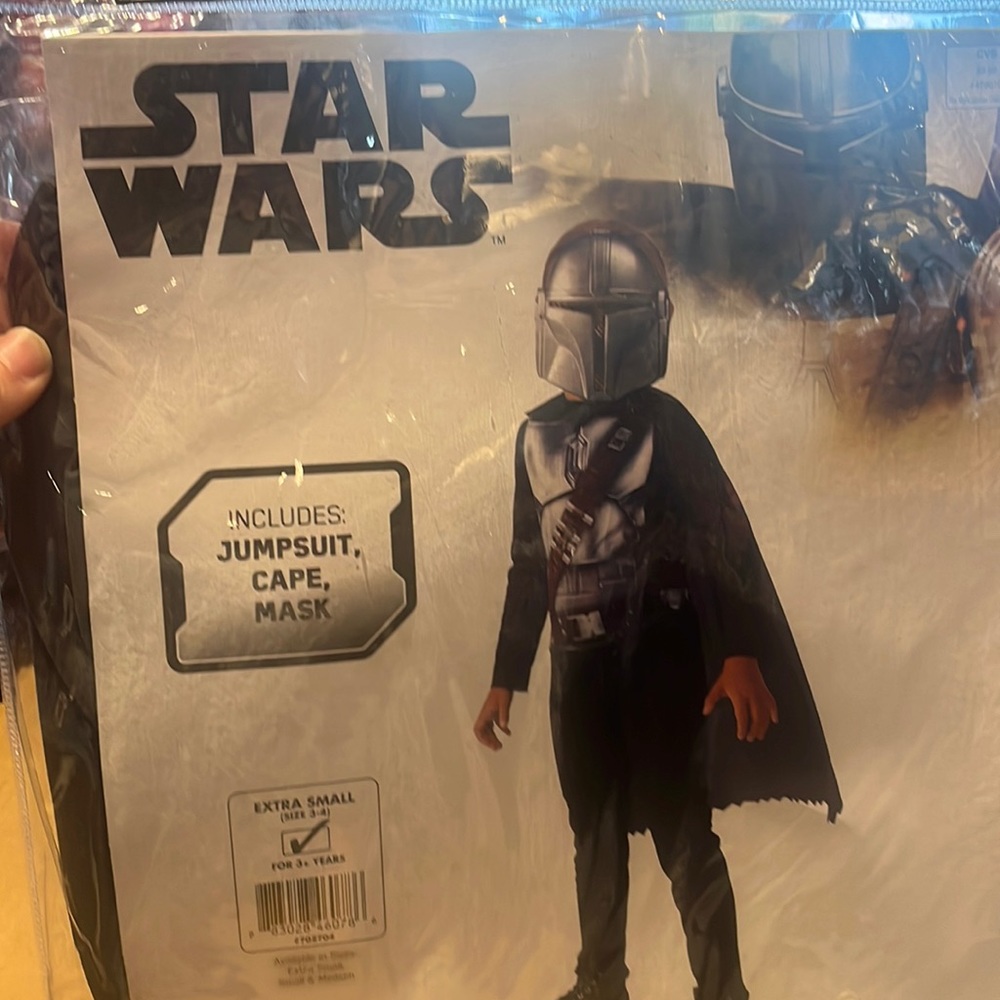 Star Wars boys costume. The mandalorian